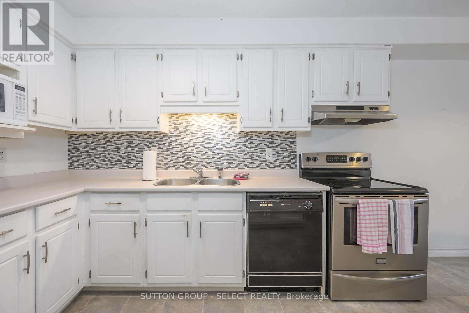 14 - 535 Topping Lane, London South, Ontario  N6J 3M8 - Photo 5 - X12892102