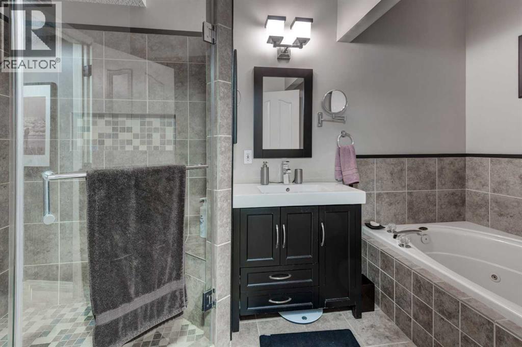 66 Douglas Woods Park Se, Calgary, Alberta  T2Z 2K6 - Photo 18 - A2283603