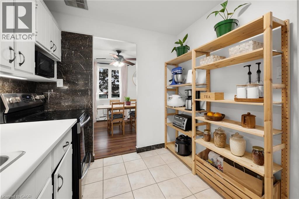 279 Chandler Drive Unit# 203, Kitchener, Ontario  N2E 1X6 - Photo 14 - 40812855