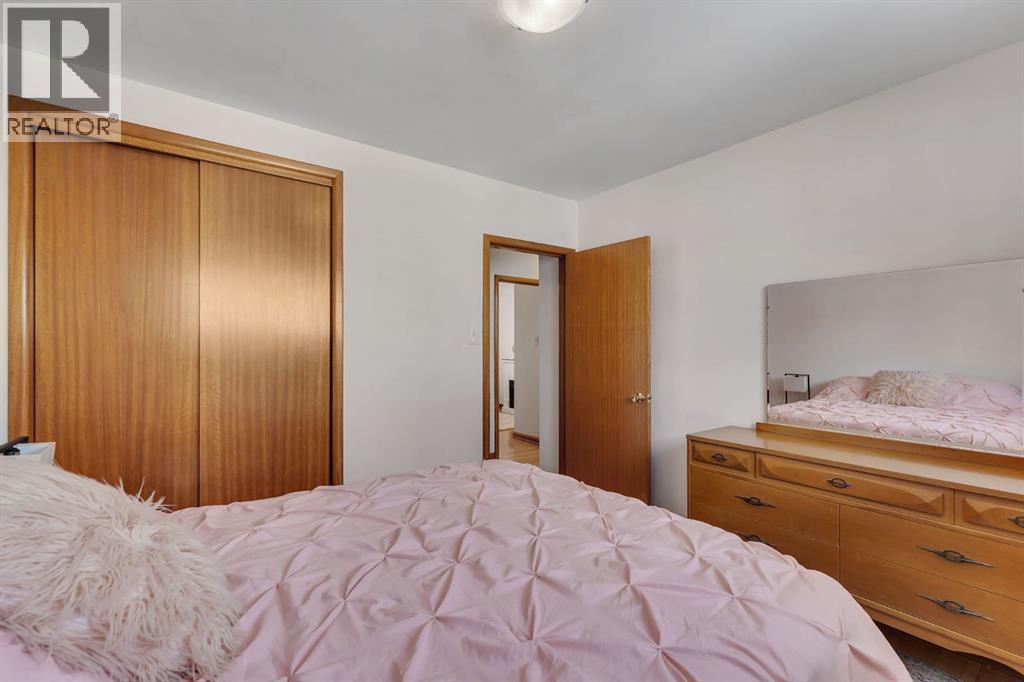 49 Kentish Drive Sw, Calgary, Alberta  T2V 2L4 - Photo 19 - A2289874