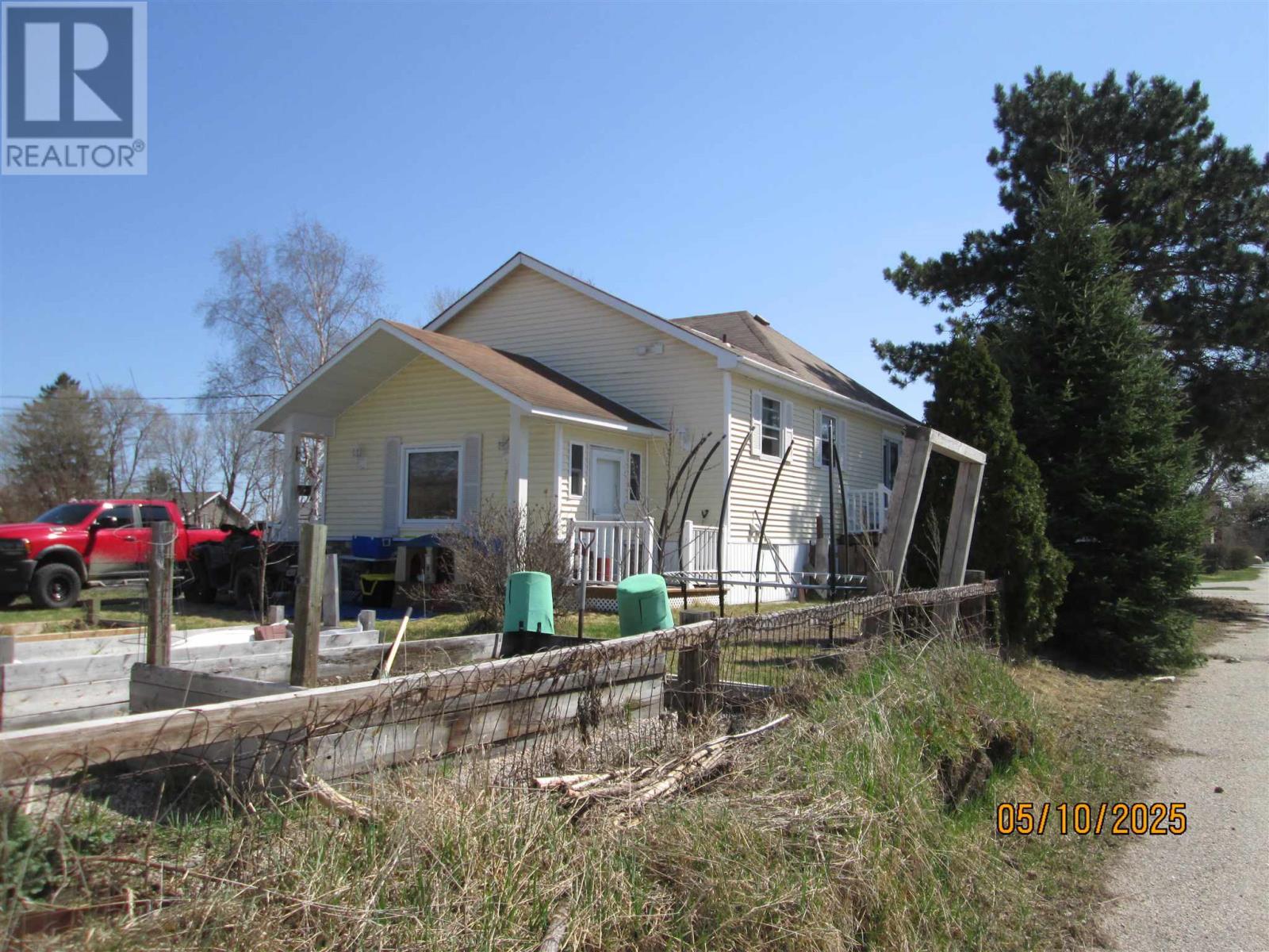 201 Garden Street, Ignace, Ontario  P0T 1T0 - Photo 3 - TB2600459