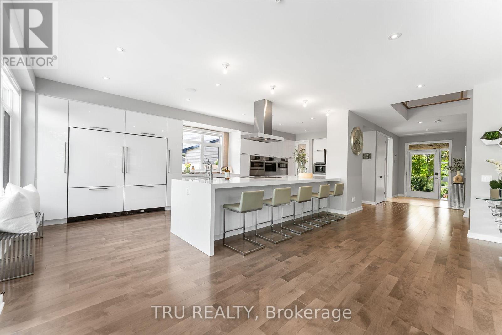 250 Sunnyridge Crescent, Ottawa, Ontario  K2M 0H3 - Photo 10 - X12892206