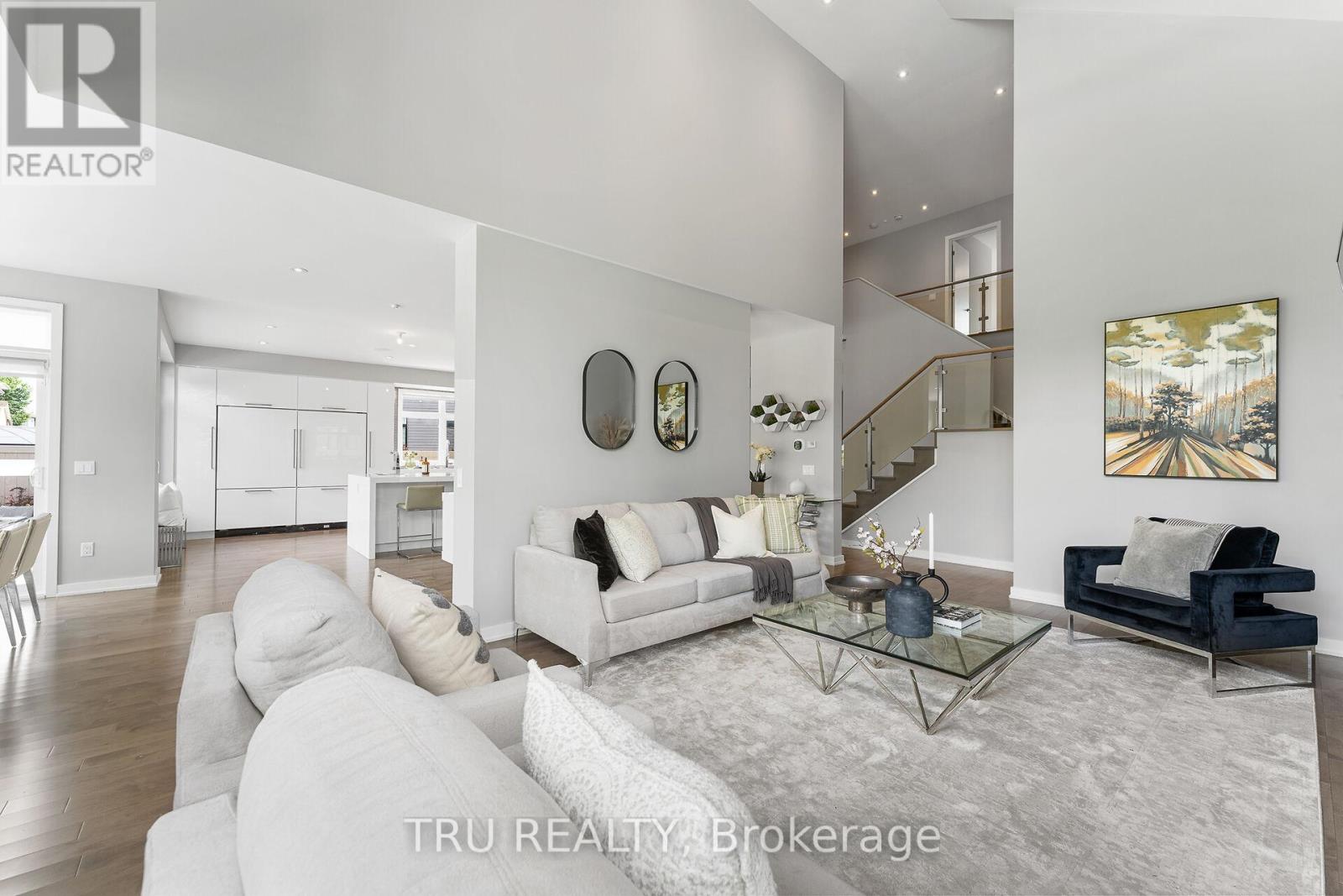 250 Sunnyridge Crescent, Ottawa, Ontario  K2M 0H3 - Photo 18 - X12892206