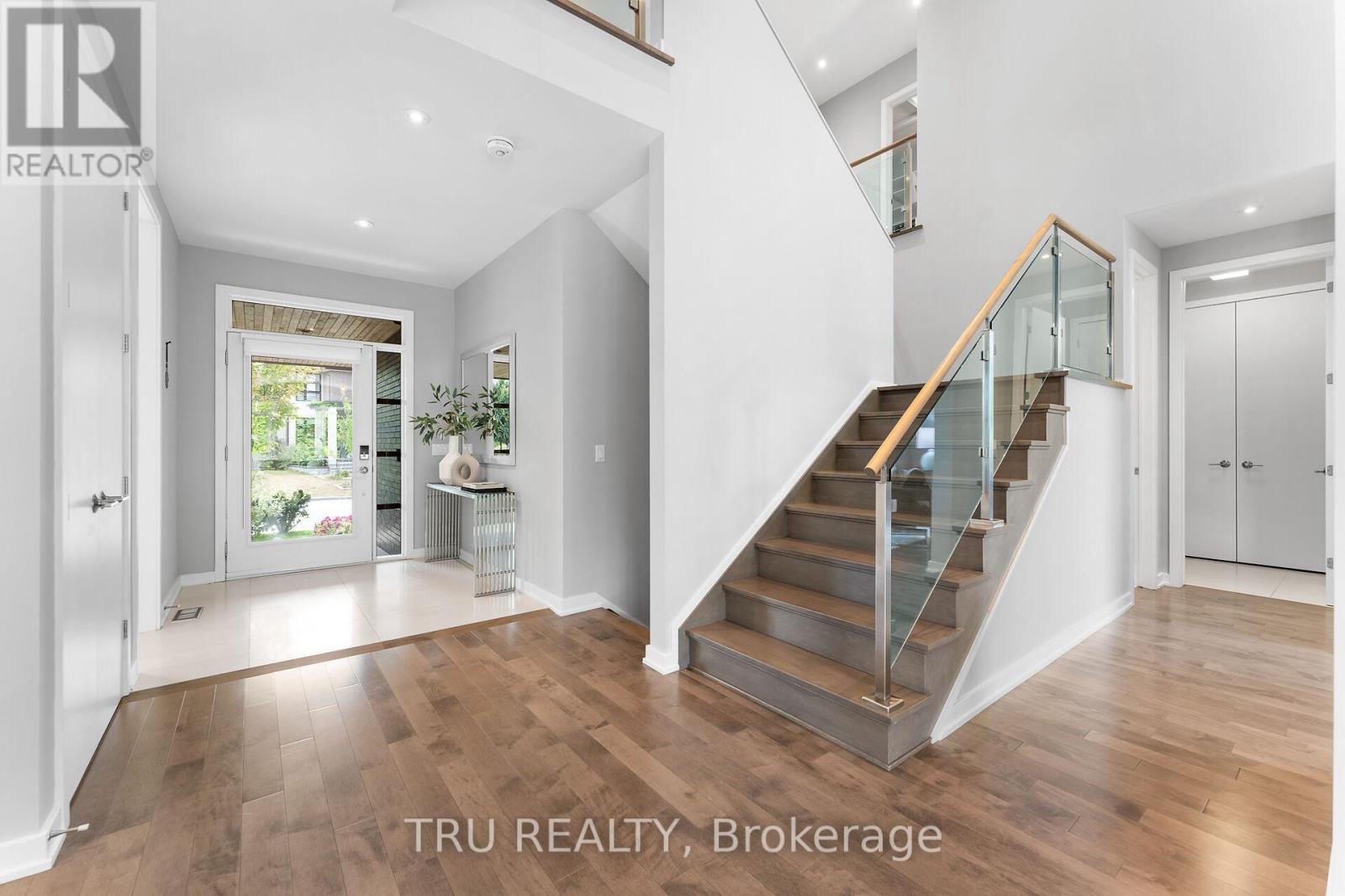 250 Sunnyridge Crescent, Ottawa, Ontario  K2M 0H3 - Photo 25 - X12892206