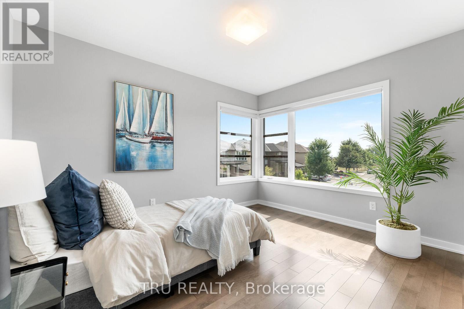 250 Sunnyridge Crescent, Ottawa, Ontario  K2M 0H3 - Photo 33 - X12892206