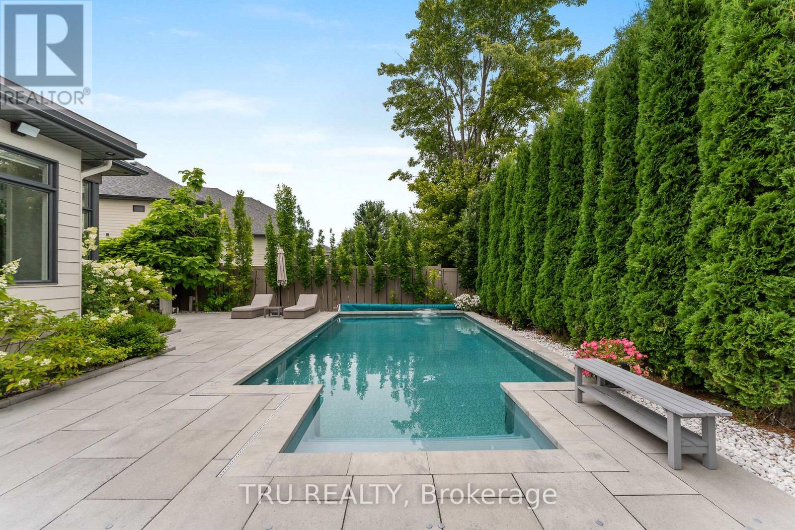 250 Sunnyridge Crescent, Ottawa, Ontario  K2M 0H3 - Photo 45 - X12892206