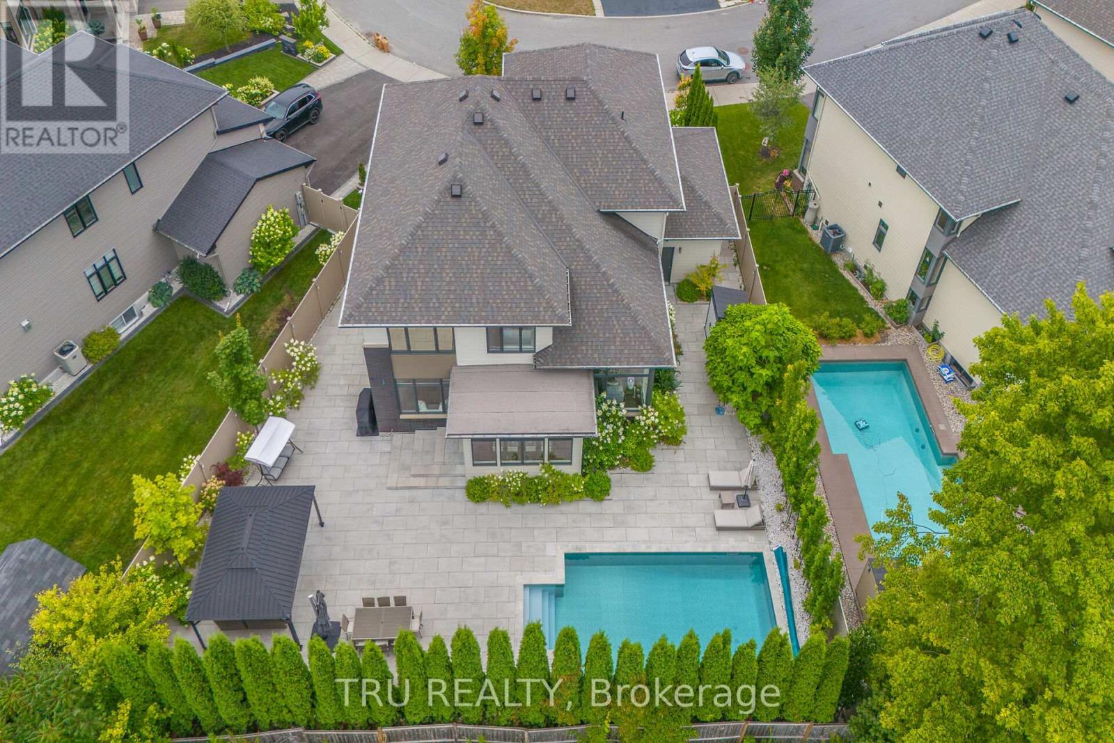 250 Sunnyridge Crescent, Ottawa, Ontario  K2M 0H3 - Photo 47 - X12892206