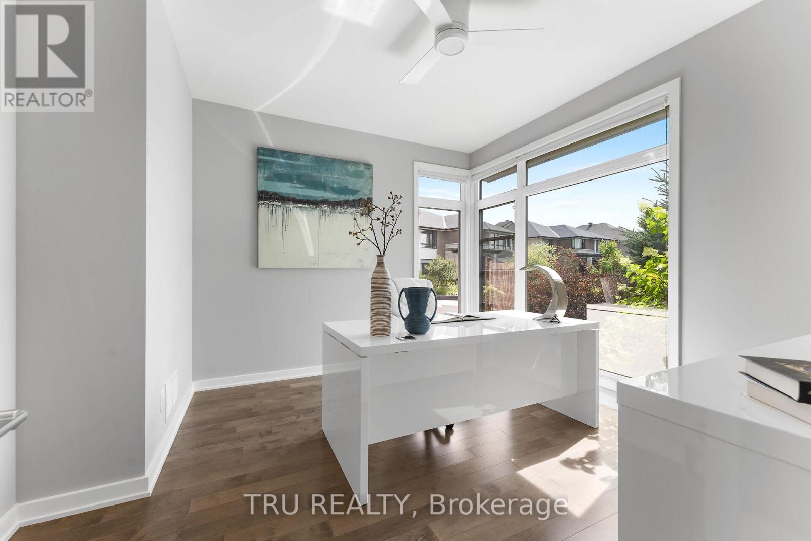 250 Sunnyridge Crescent, Ottawa, Ontario  K2M 0H3 - Photo 8 - X12892206