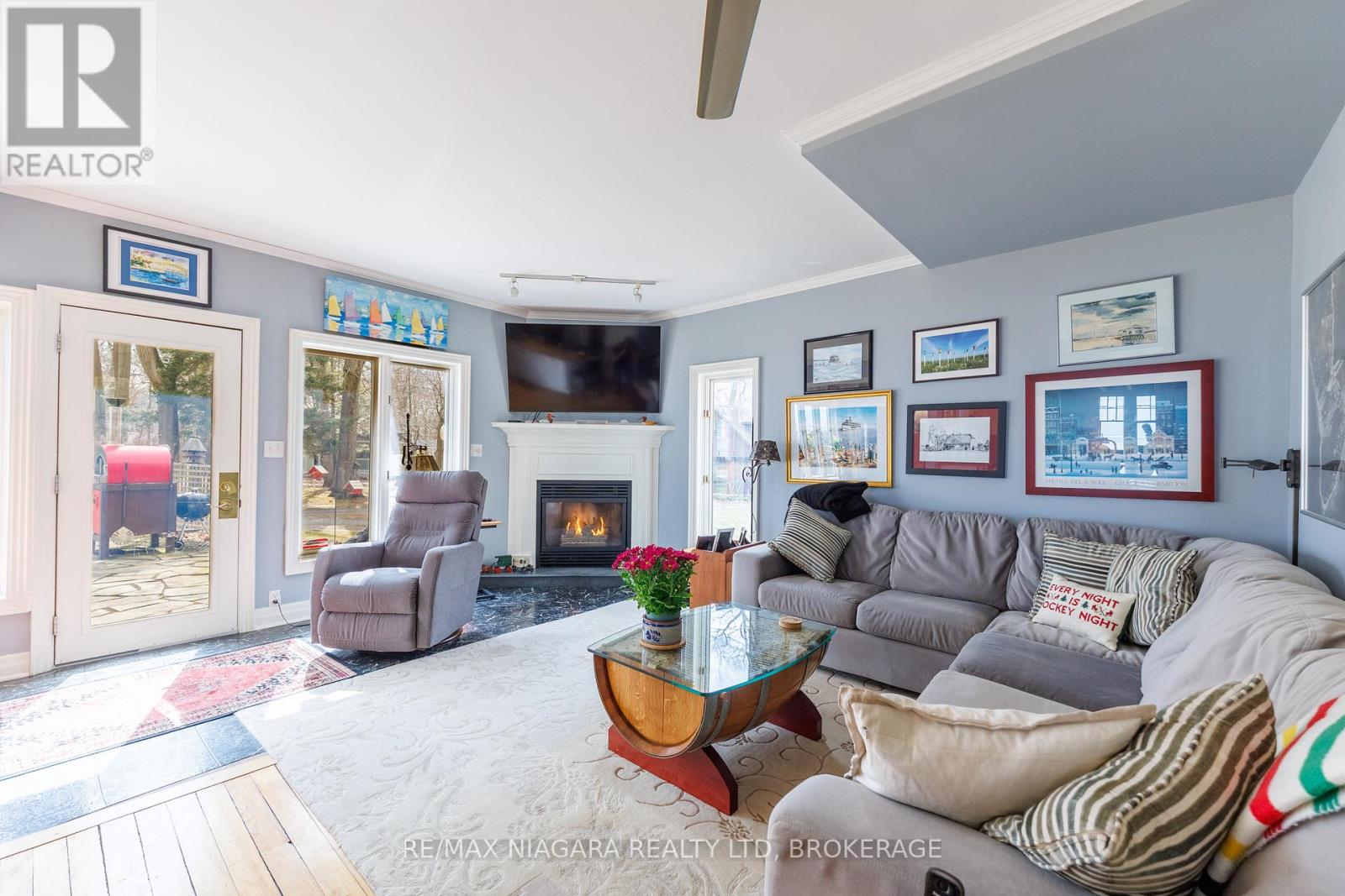 725 Point Abino Road S, Fort Erie, Ontario  L0S 1N0 - Photo 17 - X12892230