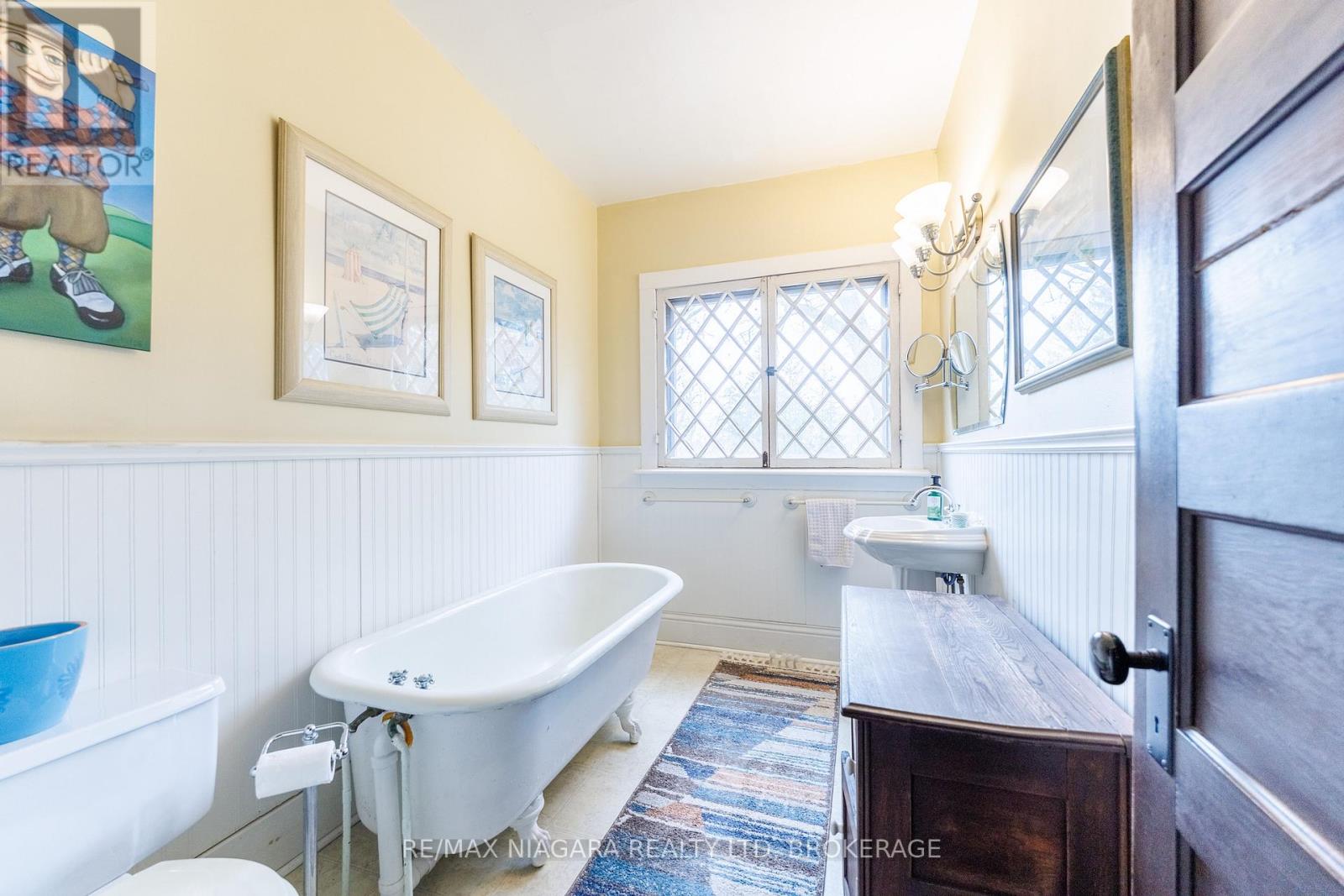 725 Point Abino Road S, Fort Erie, Ontario  L0S 1N0 - Photo 29 - X12892230