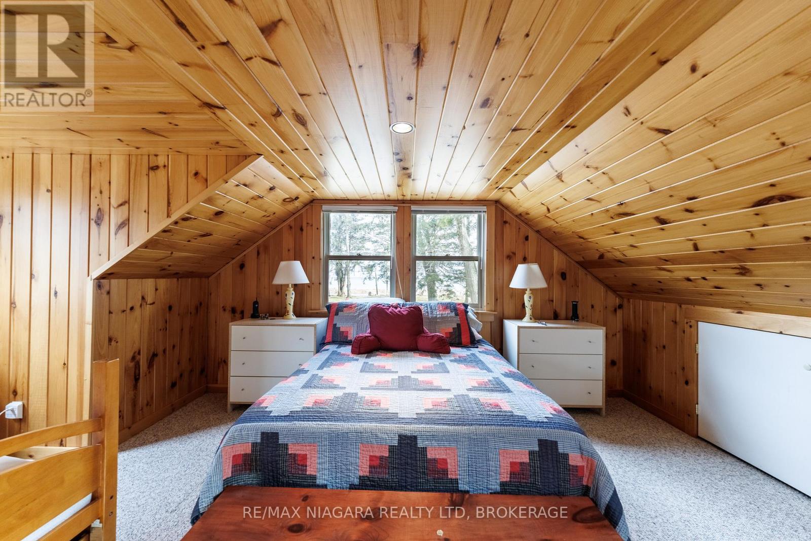 725 Point Abino Road S, Fort Erie, Ontario  L0S 1N0 - Photo 38 - X12892230