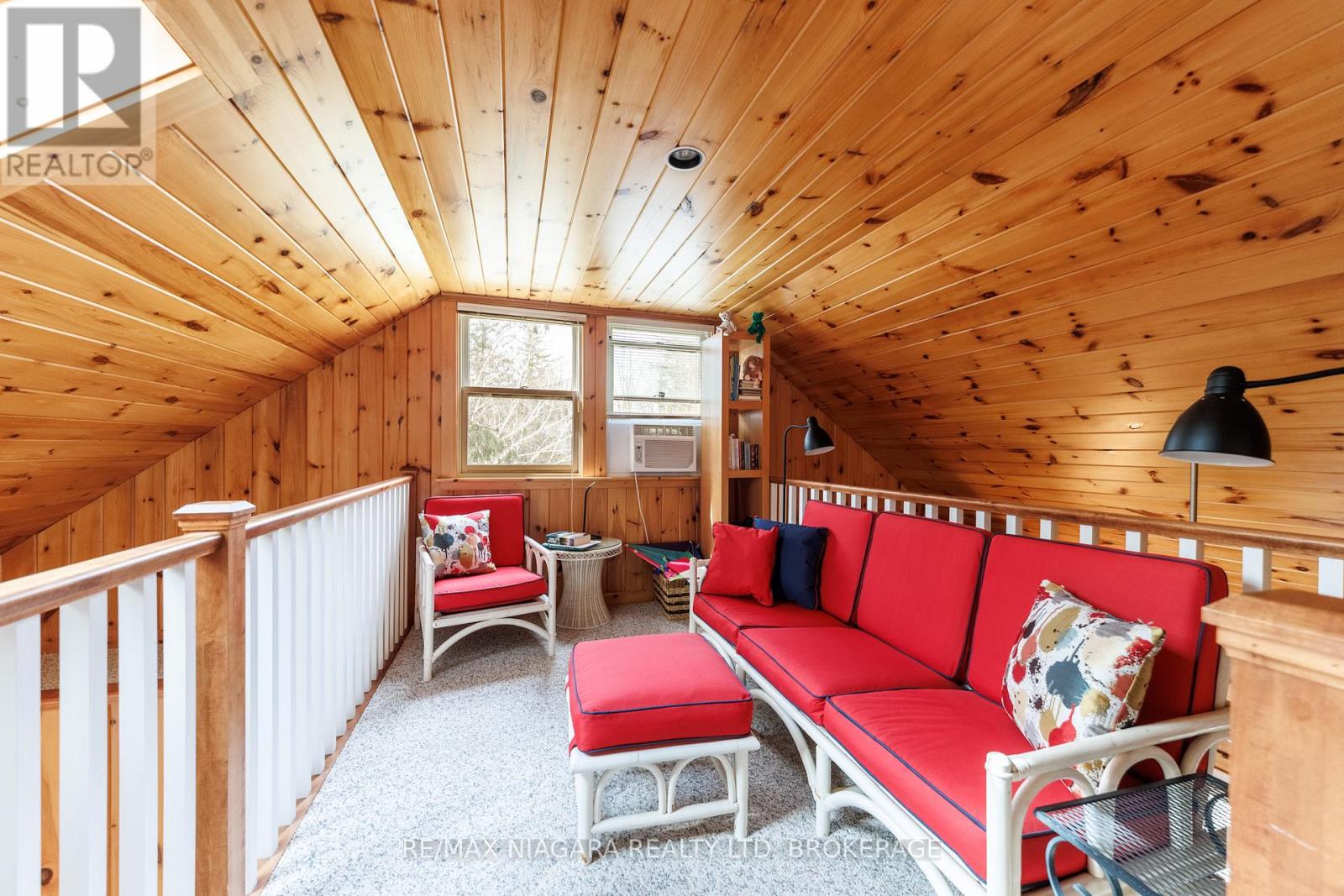 725 Point Abino Road S, Fort Erie, Ontario  L0S 1N0 - Photo 39 - X12892230