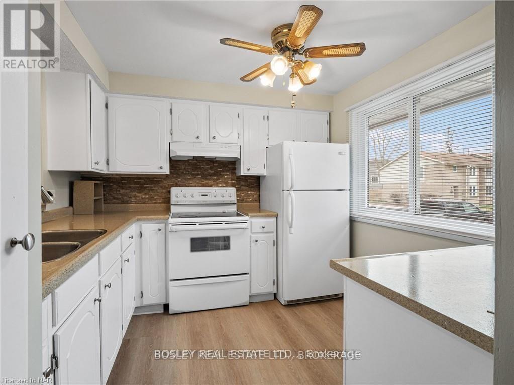 #94 - 6767 Thorold Stone Road, Niagara Falls, Ontario  L2J 3W9 - Photo 4 - X12892290