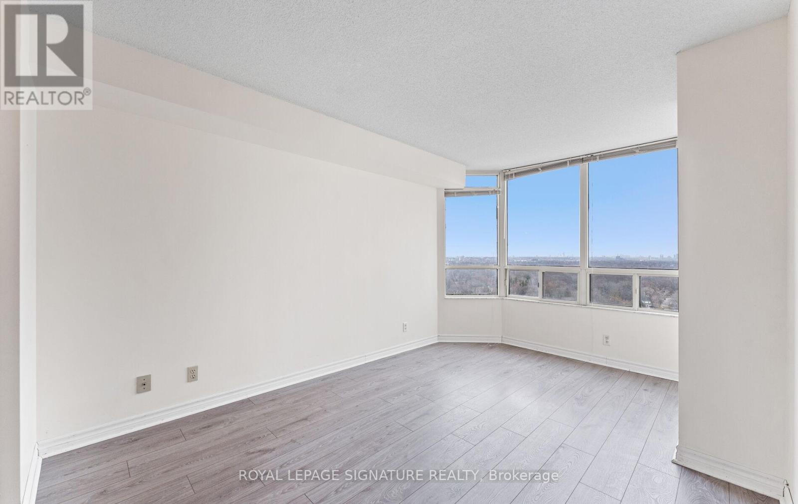 2112 - 1 Aberfoyle Crescent, Toronto, Ontario  M8X 2X8 - Photo 27 - W12890374