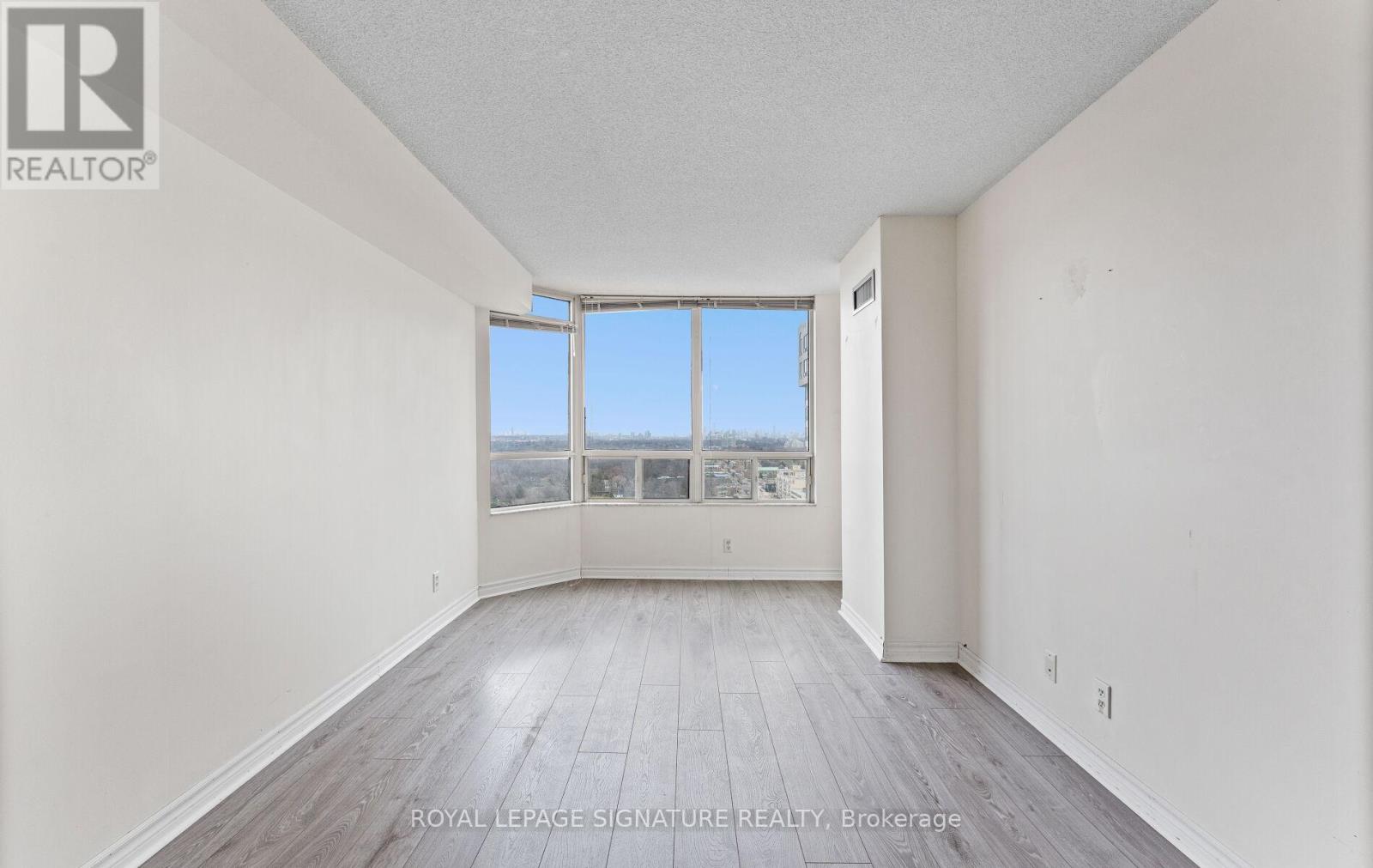 2112 - 1 Aberfoyle Crescent, Toronto, Ontario  M8X 2X8 - Photo 29 - W12890374