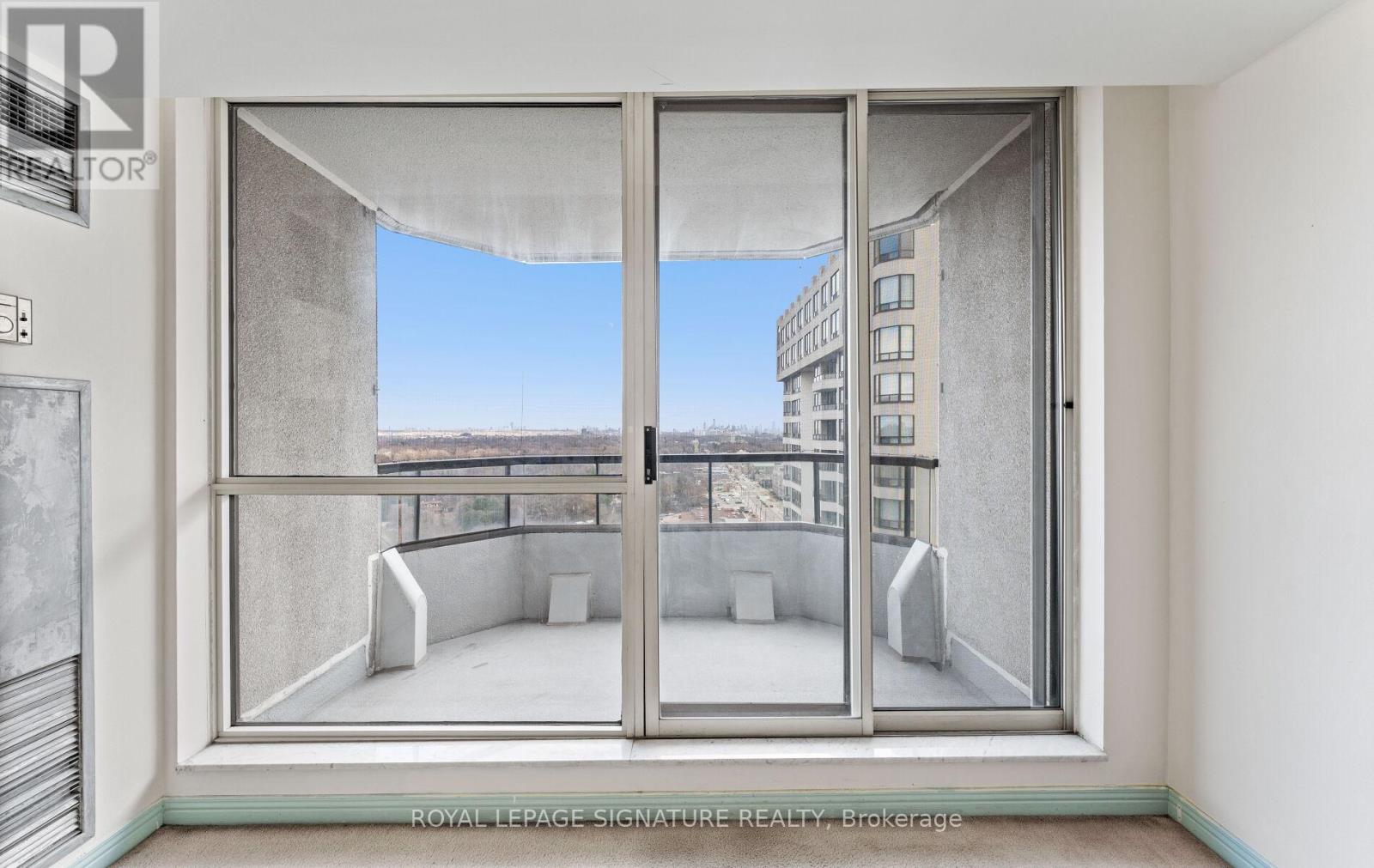 2112 - 1 Aberfoyle Crescent, Toronto, Ontario  M8X 2X8 - Photo 33 - W12890374