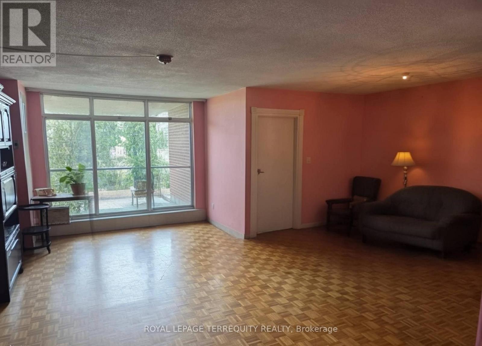 1810 - 85 Emmett Avenue, Toronto (Mount Dennis), Ontario  M6M 5A2 - Photo 3 - W12891728