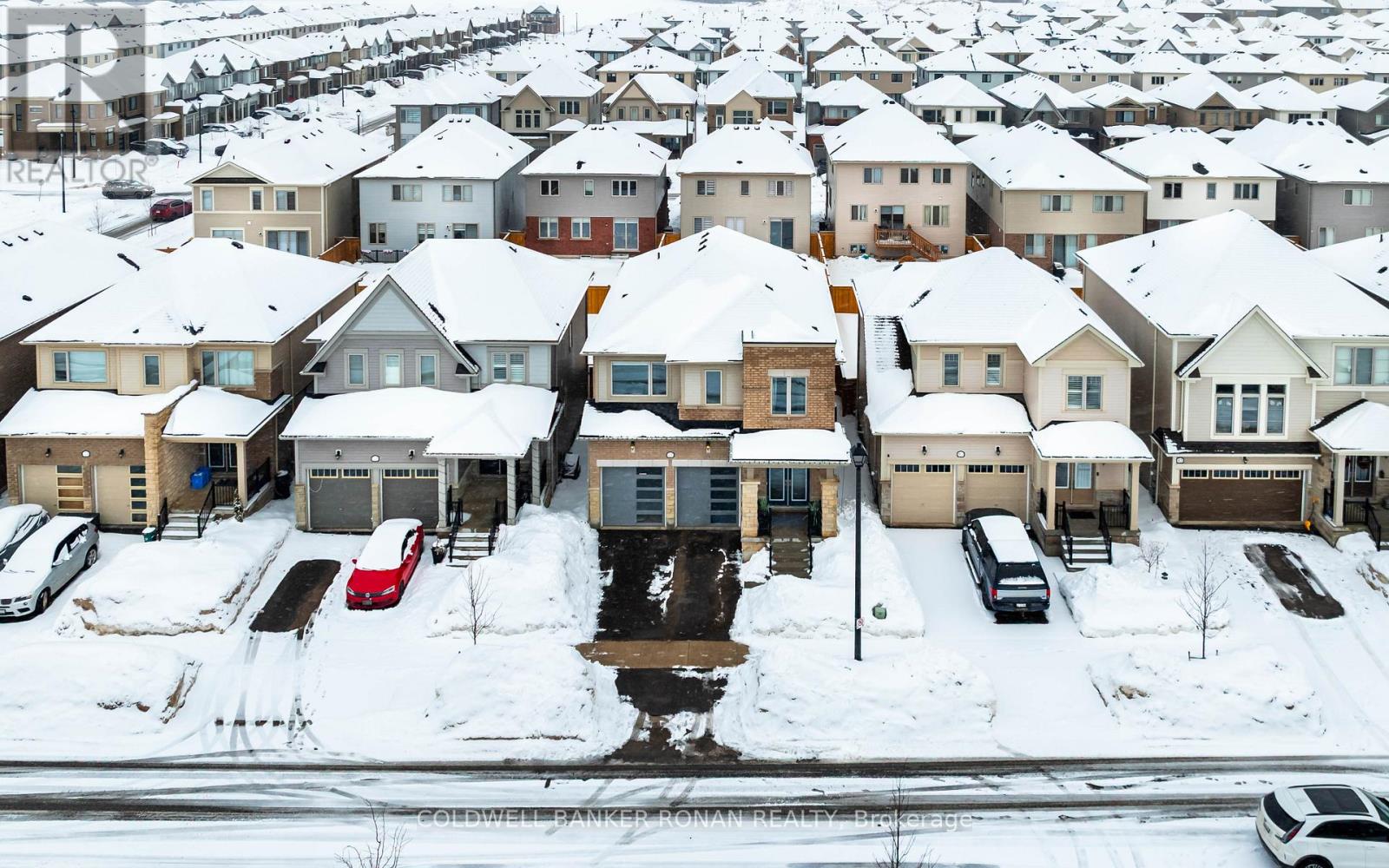 71 Harpin Way W, Centre Wellington (Fergus), Ontario  N1M 0H8 - Photo 3 - X12818016