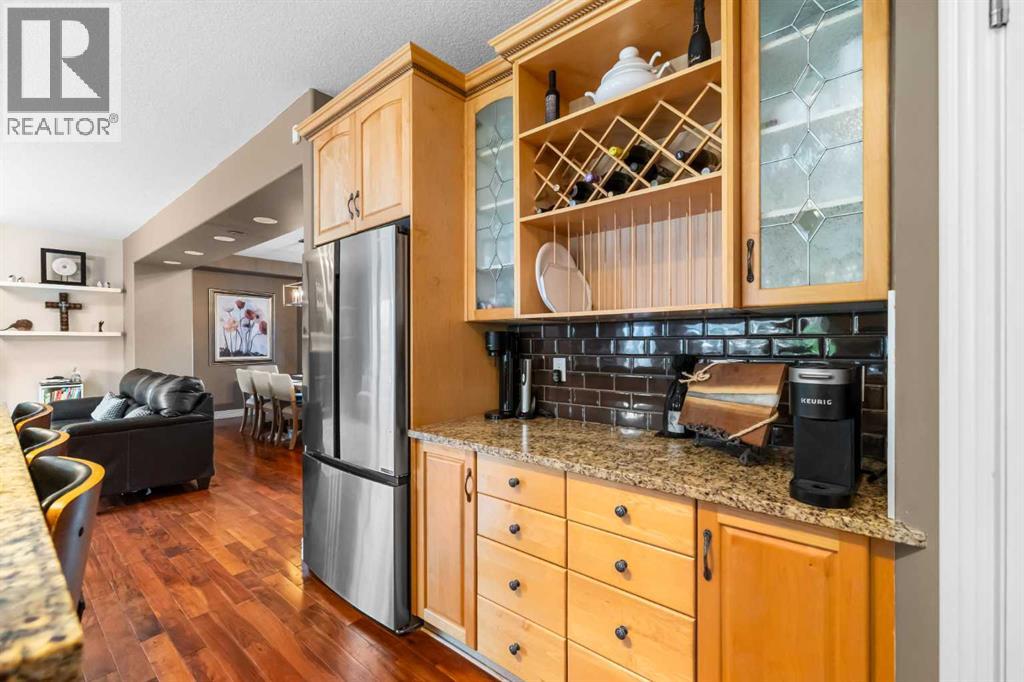 20 Royal Highland Court NW, Calgary, Alberta  T3G 4Y2 - Photo 10 - A2282859