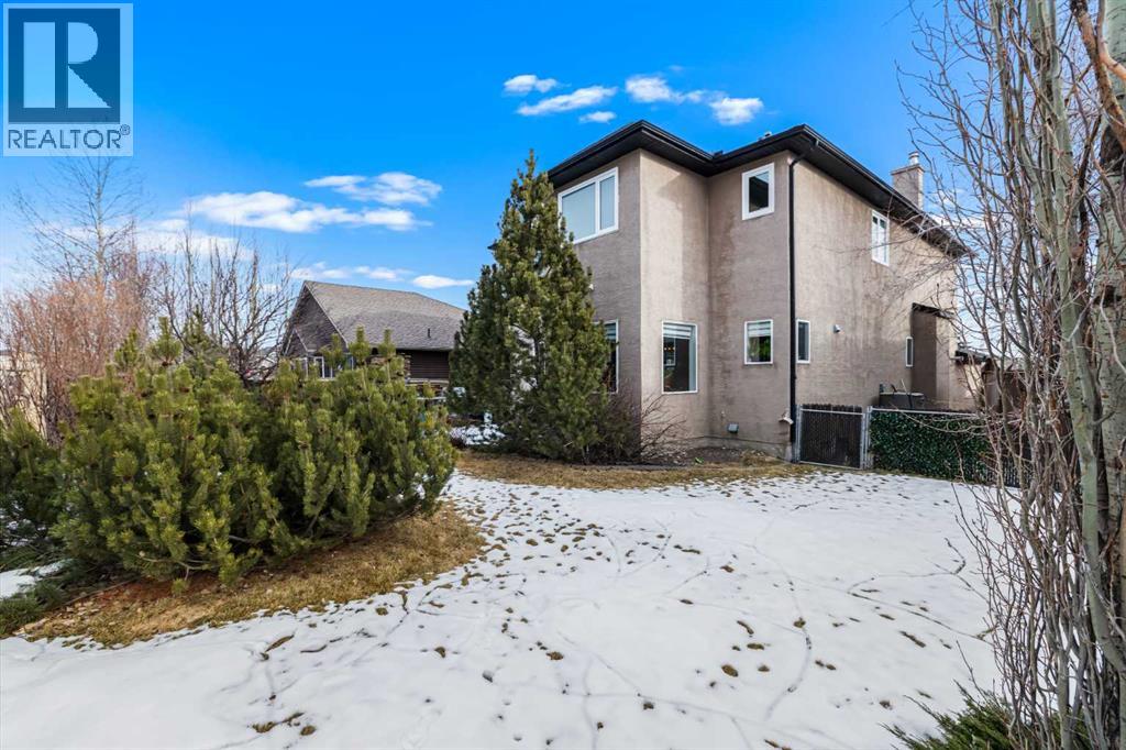 20 Royal Highland Court NW, Calgary, Alberta  T3G 4Y2 - Photo 31 - A2282859