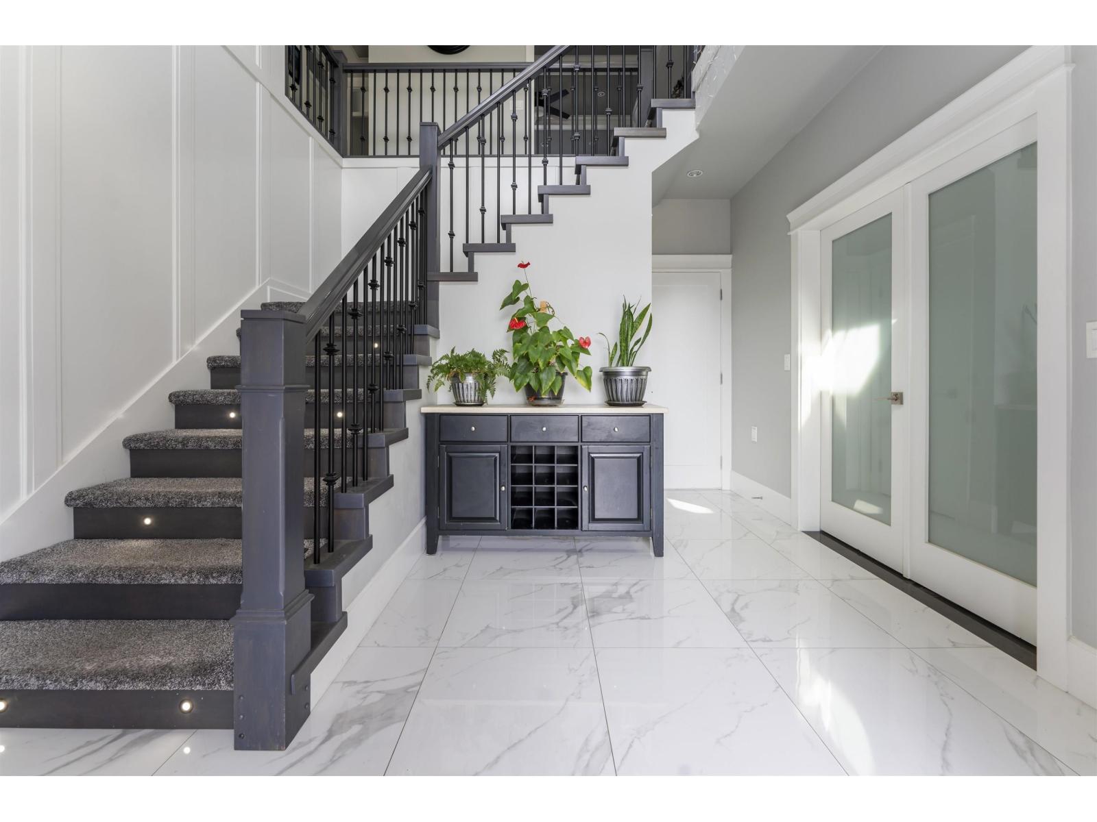 13145 68 Avenue, Surrey, British Columbia  V3W 2E5 - Photo 3 - R3100358