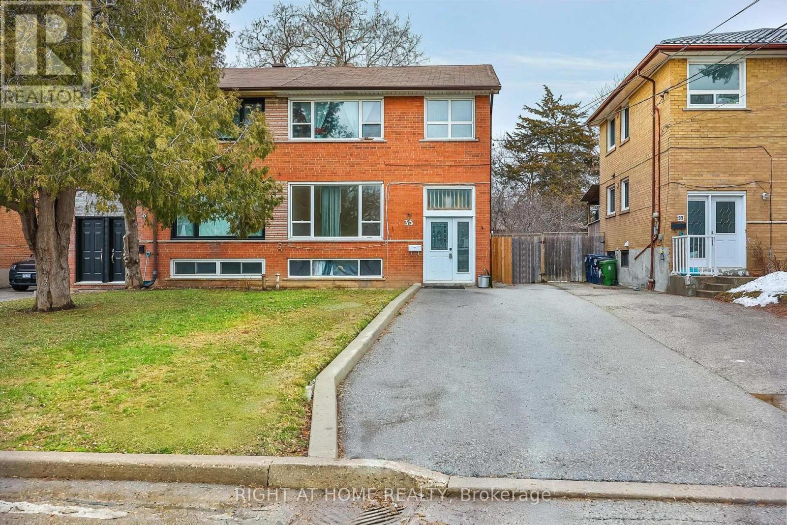 MAIN - 35 GARTHDALE COURT, Toronto, Ontario