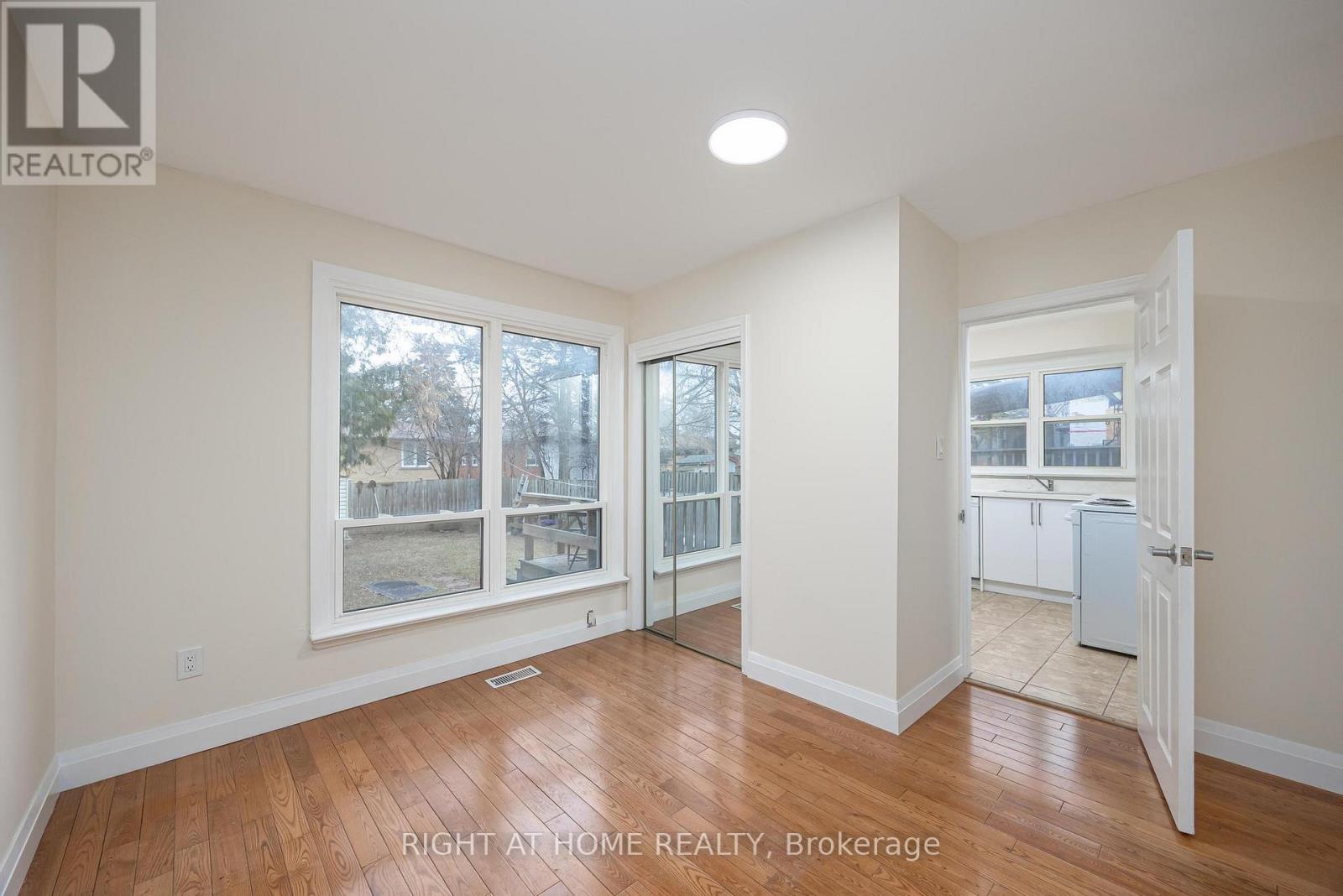 Main - 35 Garthdale Court, Toronto, Ontario  M3H 5P7 - Photo 12 - C12892076