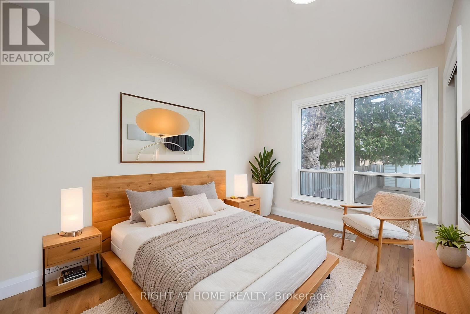 Main - 35 Garthdale Court, Toronto, Ontario  M3H 5P7 - Photo 3 - C12892076