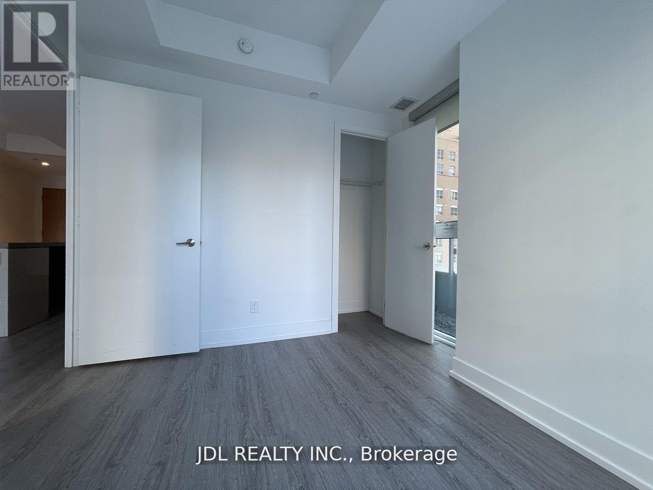 905 - 7 Grenville Street, Toronto, Ontario  M4Y 1A1 - Photo 12 - C12892138