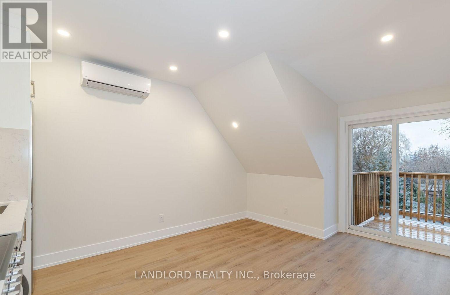 3rd Fl - 73 Dewson Street, Toronto, Ontario  M6H 1G9 - Photo 6 - C12892164