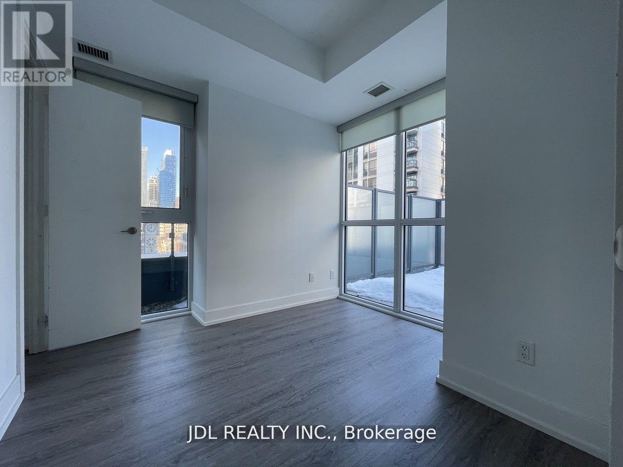 905 - 7 Grenville Street, Toronto, Ontario  M4Y 1A1 - Photo 14 - C12892186