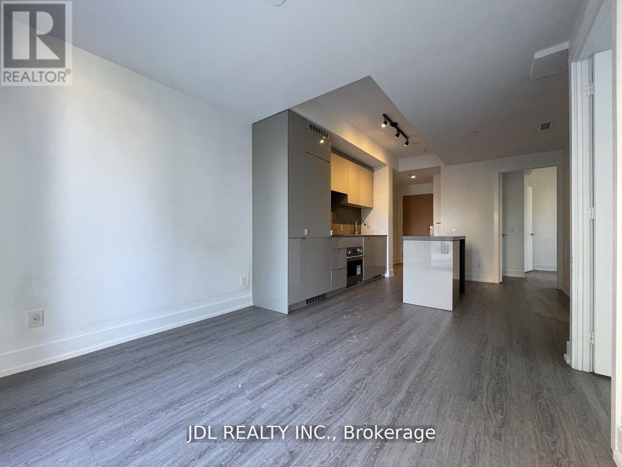 905 - 7 Grenville Street, Toronto, Ontario  M4Y 1A1 - Photo 2 - C12892186