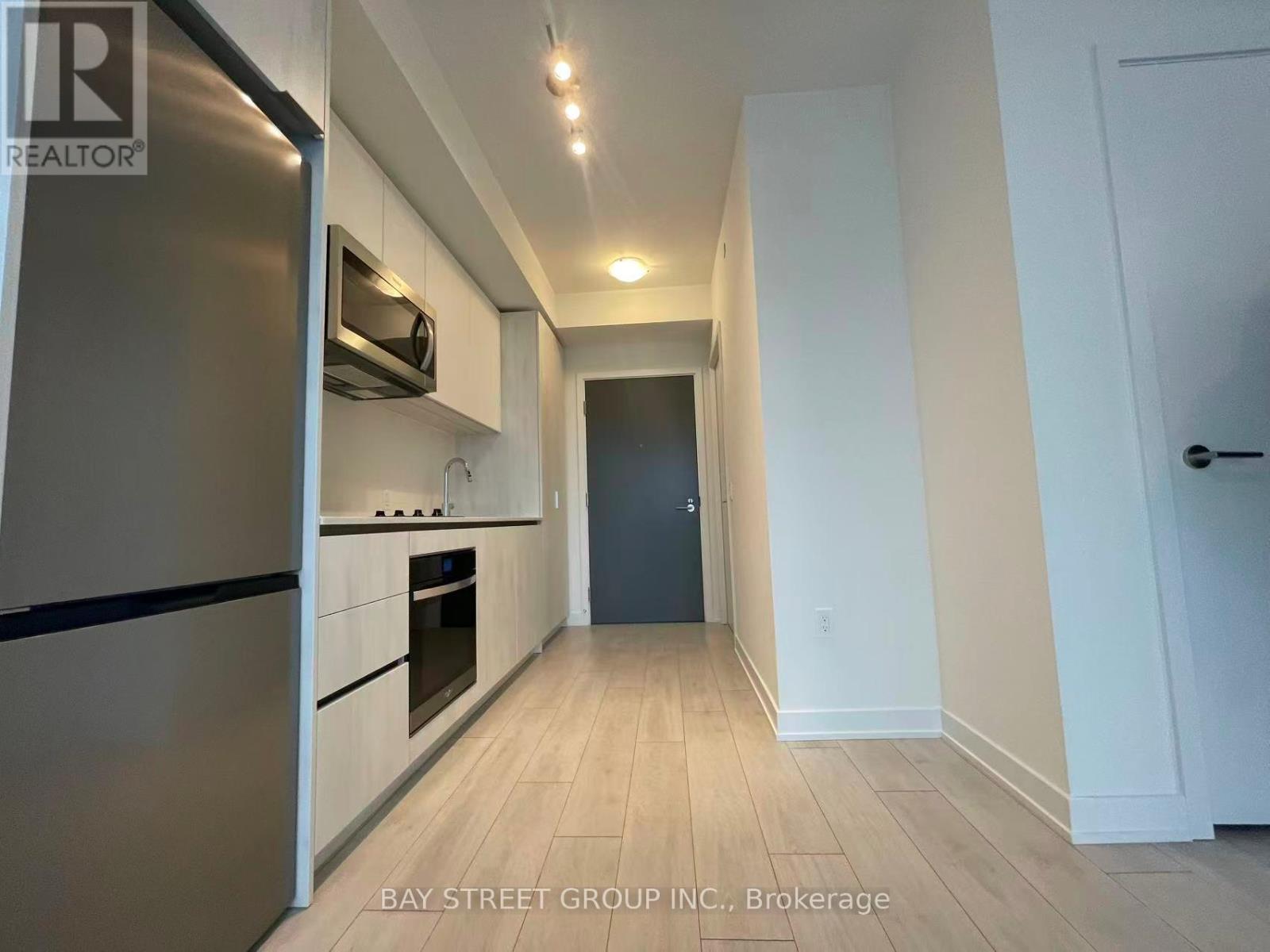 2411 - 5858 Yonge Street, Toronto, Ontario  M2M 0C6 - Photo 4 - C12892212