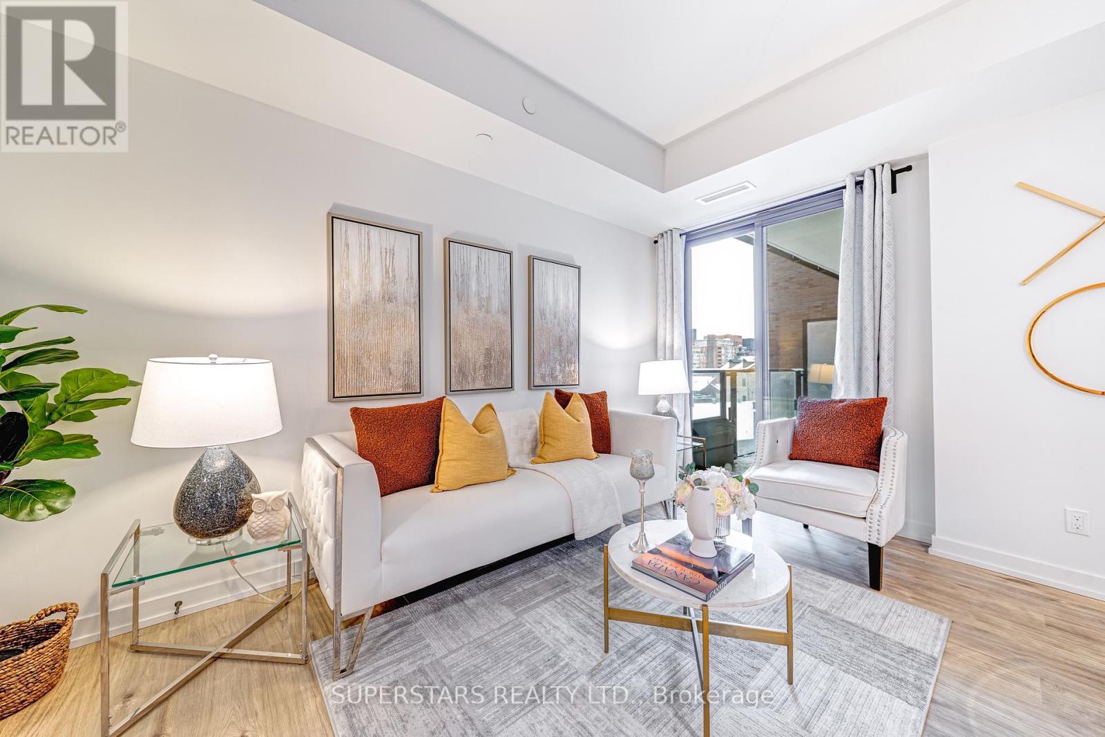 601 - 35 Parliament Street, Toronto, Ontario  M5A 0Z5 - Photo 1 - C12892256