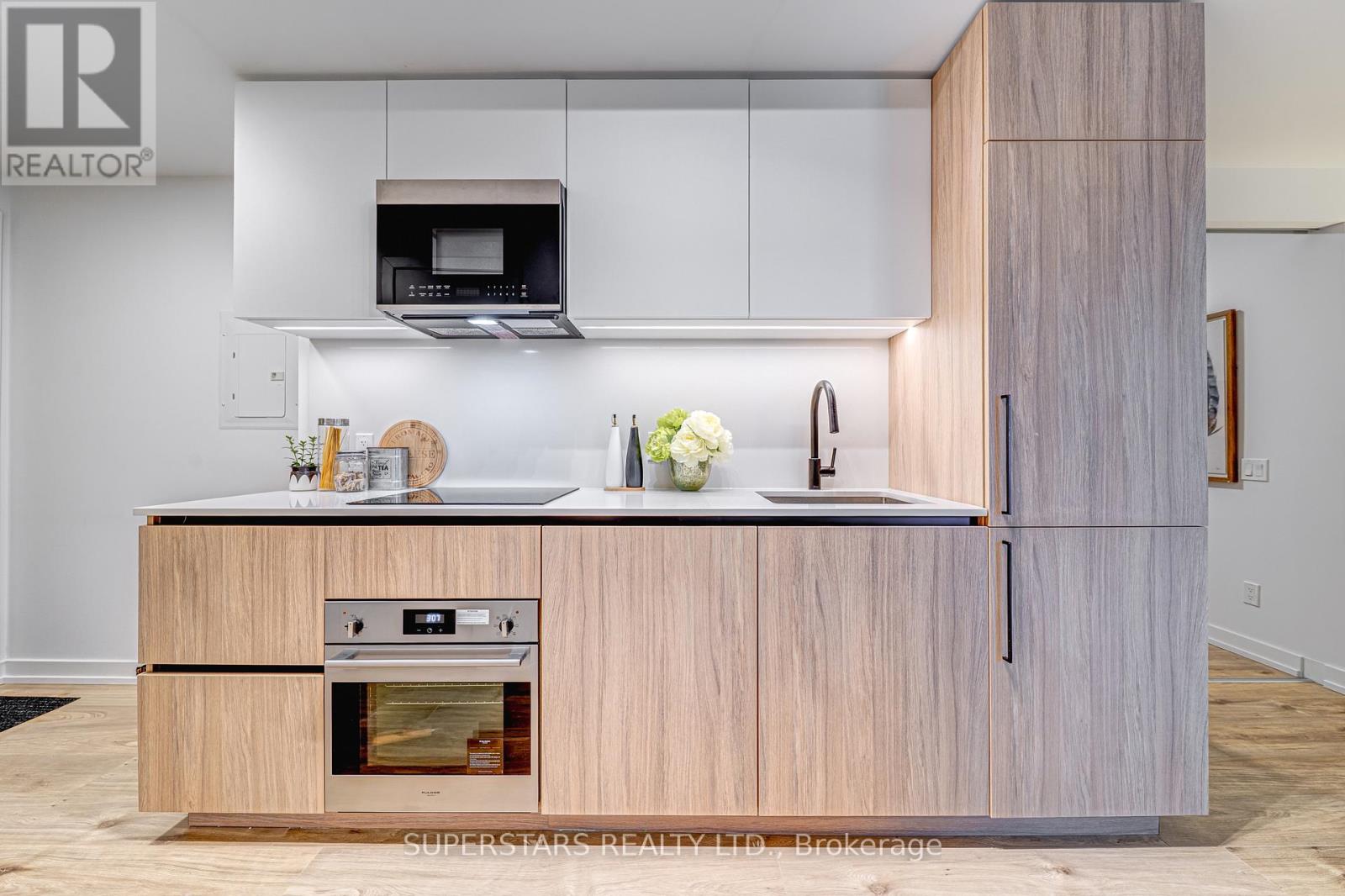 601 - 35 Parliament Street, Toronto, Ontario  M5A 0Z5 - Photo 8 - C12892256