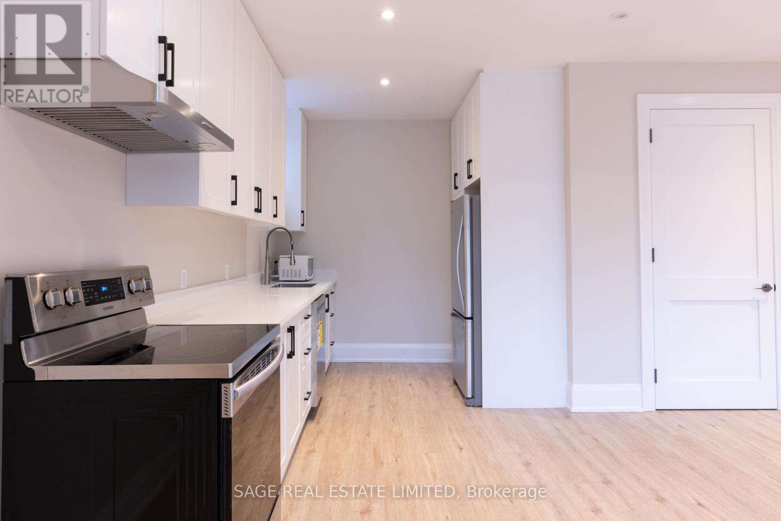 Lower - 185 Fairholme Avenue, Toronto, Ontario  M6B 2X5 - Photo 10 - C12892258