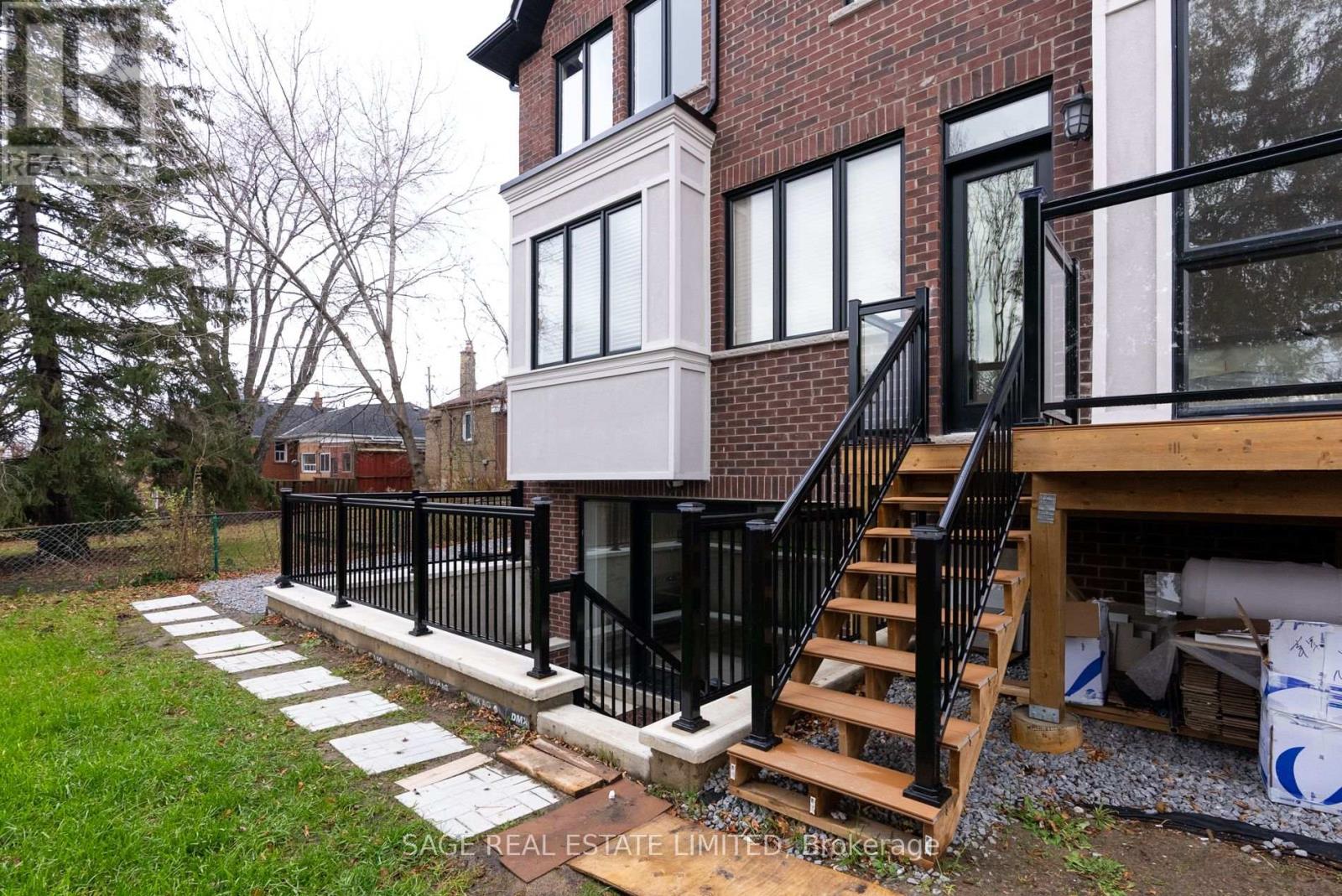 Lower - 185 Fairholme Avenue, Toronto, Ontario  M6B 2X5 - Photo 20 - C12892258
