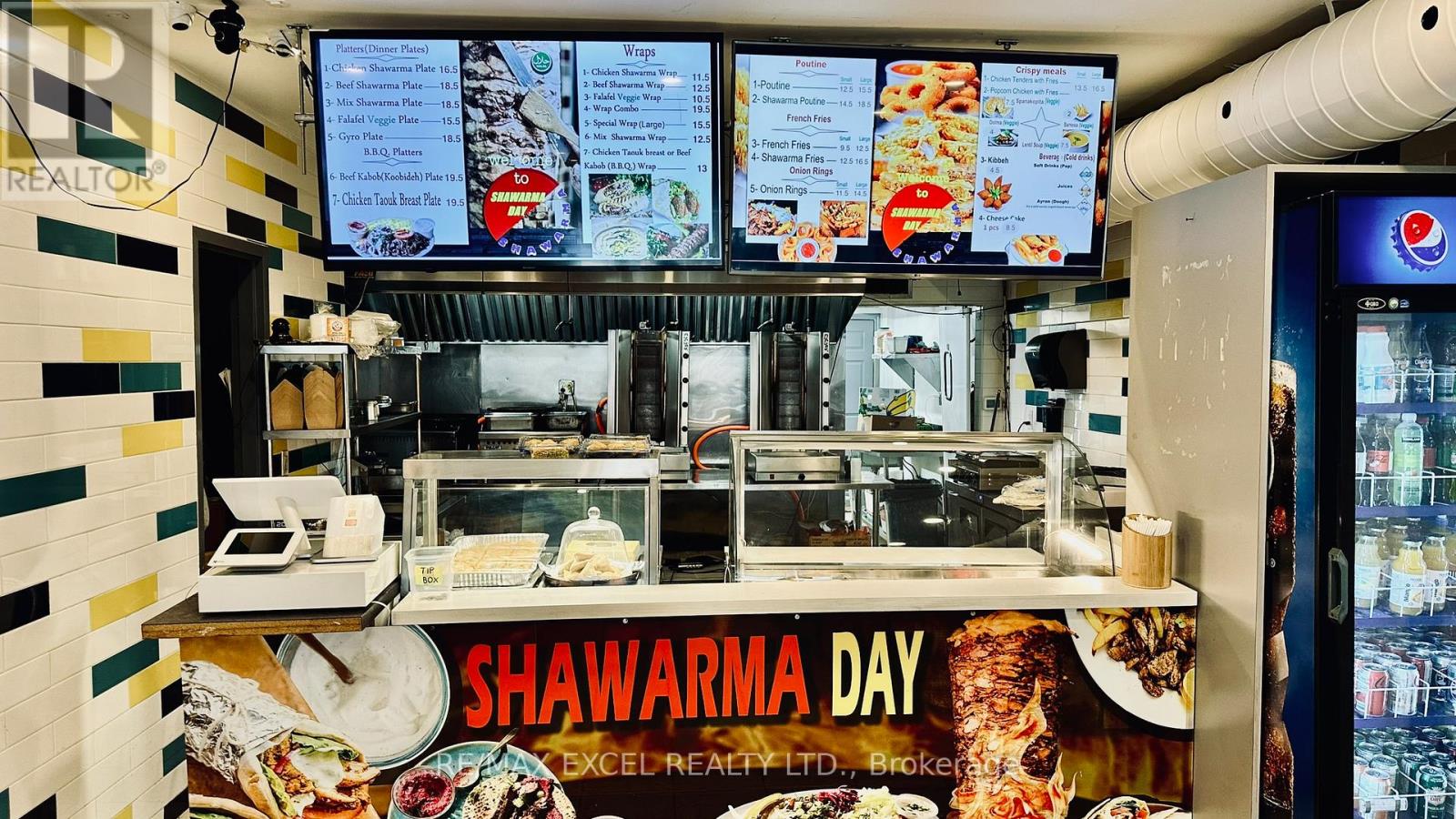 1608 Queen Street E, Toronto, Ontario  M4L 1G2 - Photo 3 - E12782370