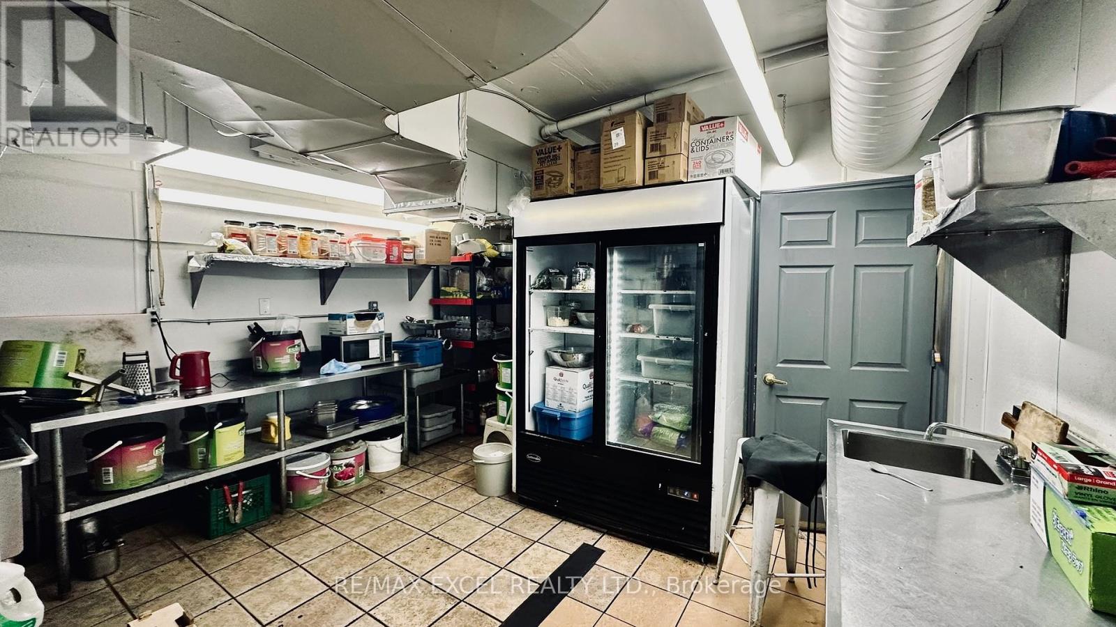 1608 Queen Street E, Toronto, Ontario  M4L 1G2 - Photo 8 - E12782370