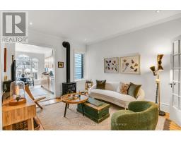 73 TIVERTON AVENUE, Toronto, Ontario