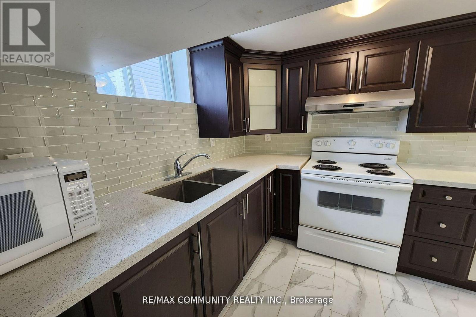 Bsmt - 315 Rossland Road W, Whitby, Ontario  L1N 3H8 - Photo 13 - E12892254