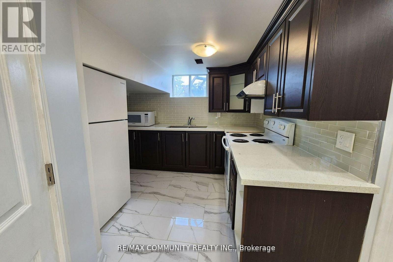 Bsmt - 315 Rossland Road W, Whitby, Ontario  L1N 3H8 - Photo 14 - E12892254