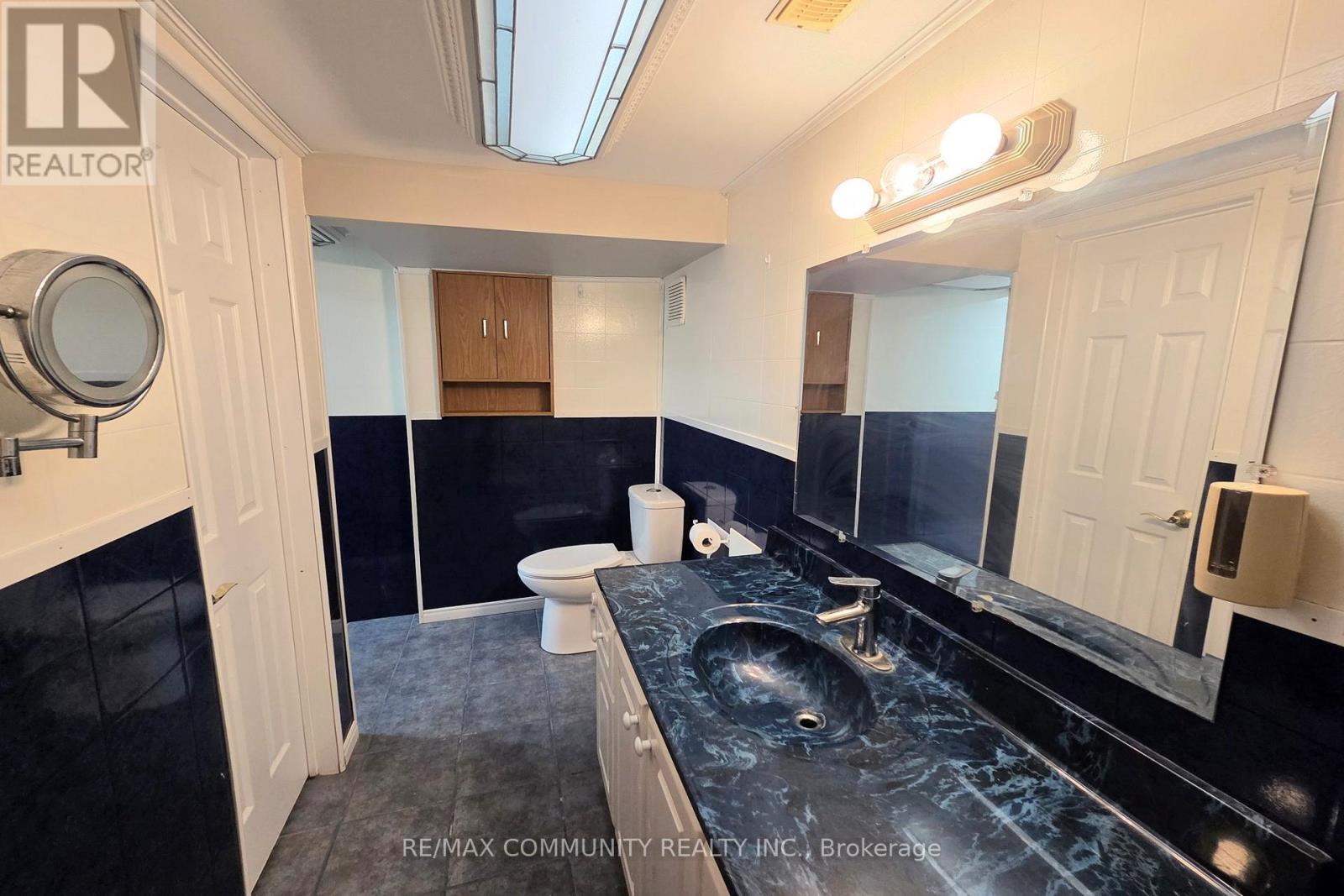 Bsmt - 315 Rossland Road W, Whitby, Ontario  L1N 3H8 - Photo 17 - E12892254