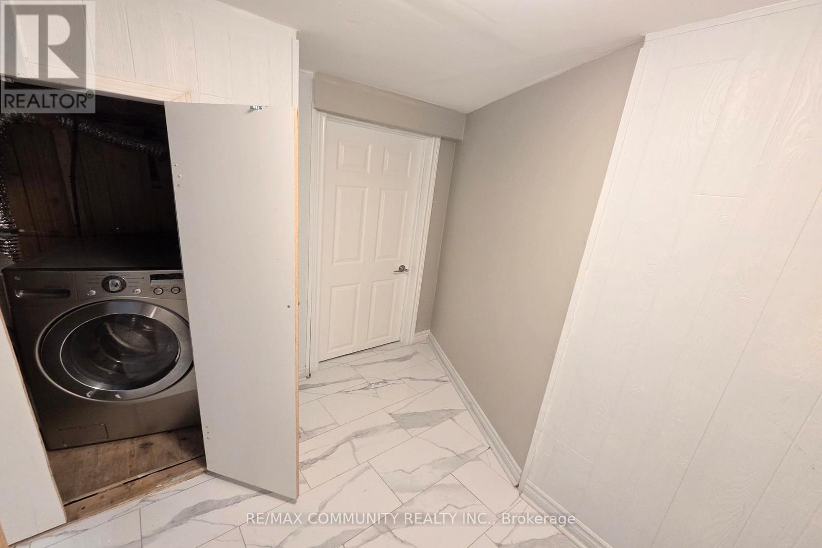 Bsmt - 315 Rossland Road W, Whitby, Ontario  L1N 3H8 - Photo 6 - E12892254