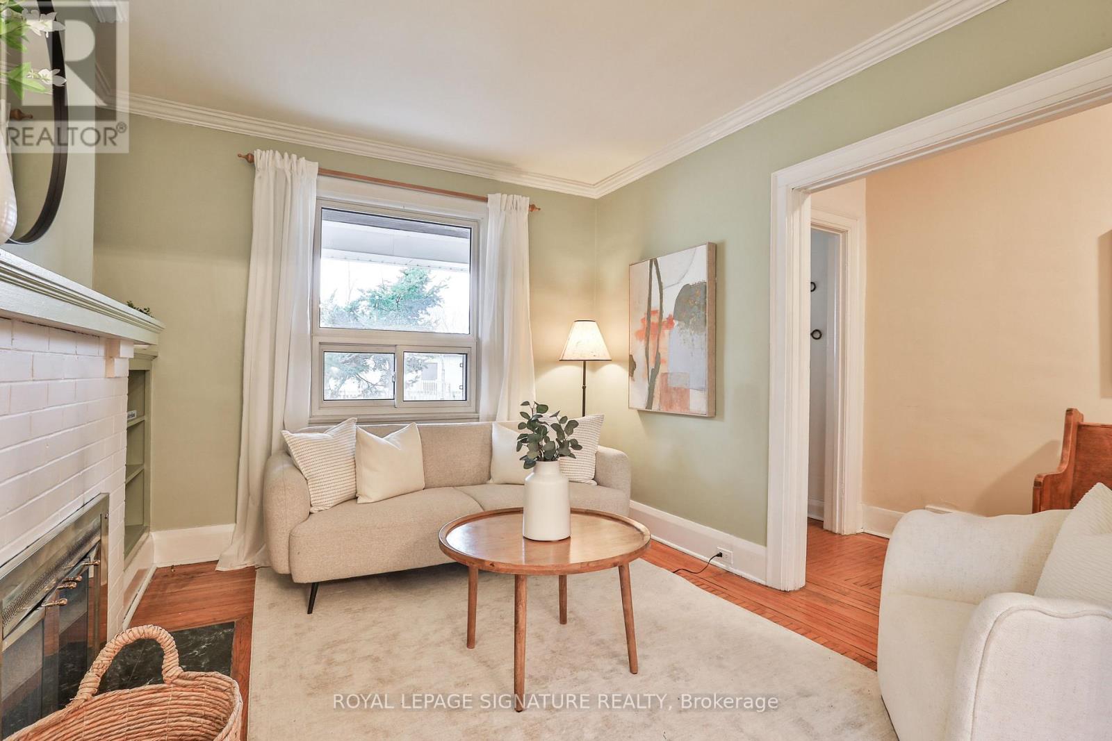 4 Earl Haig Avenue, Toronto, Ontario  M4C 1E1 - Photo 10 - E12892282