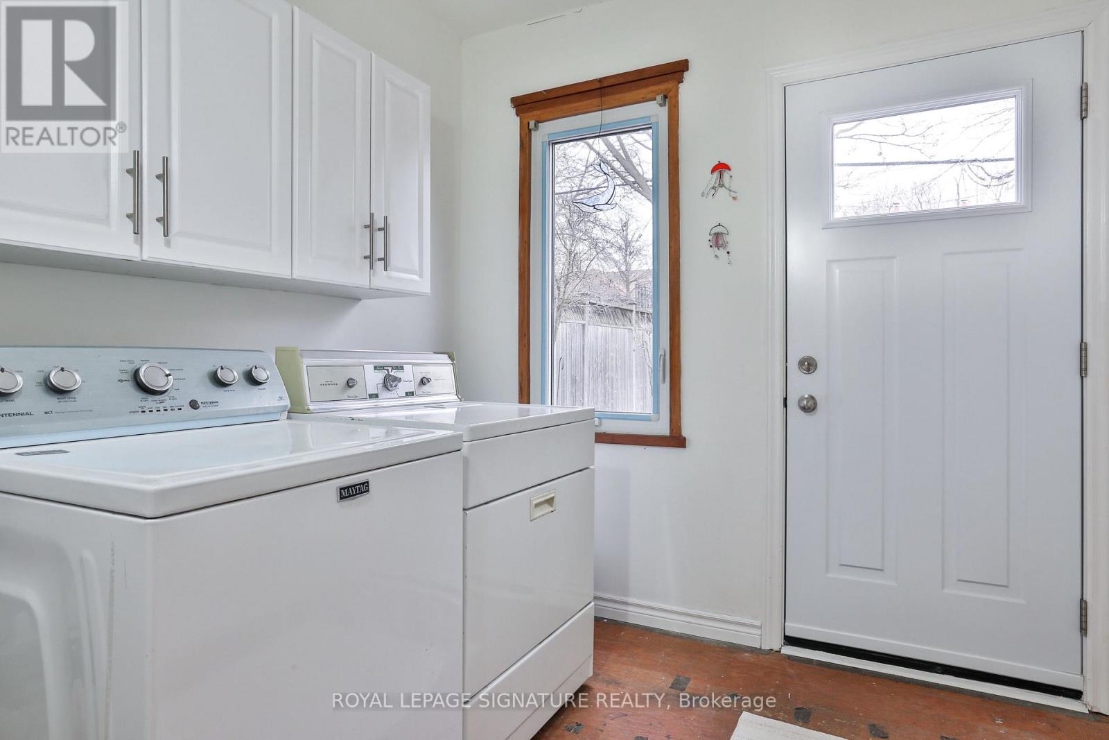 4 Earl Haig Avenue, Toronto, Ontario  M4C 1E1 - Photo 19 - E12892282