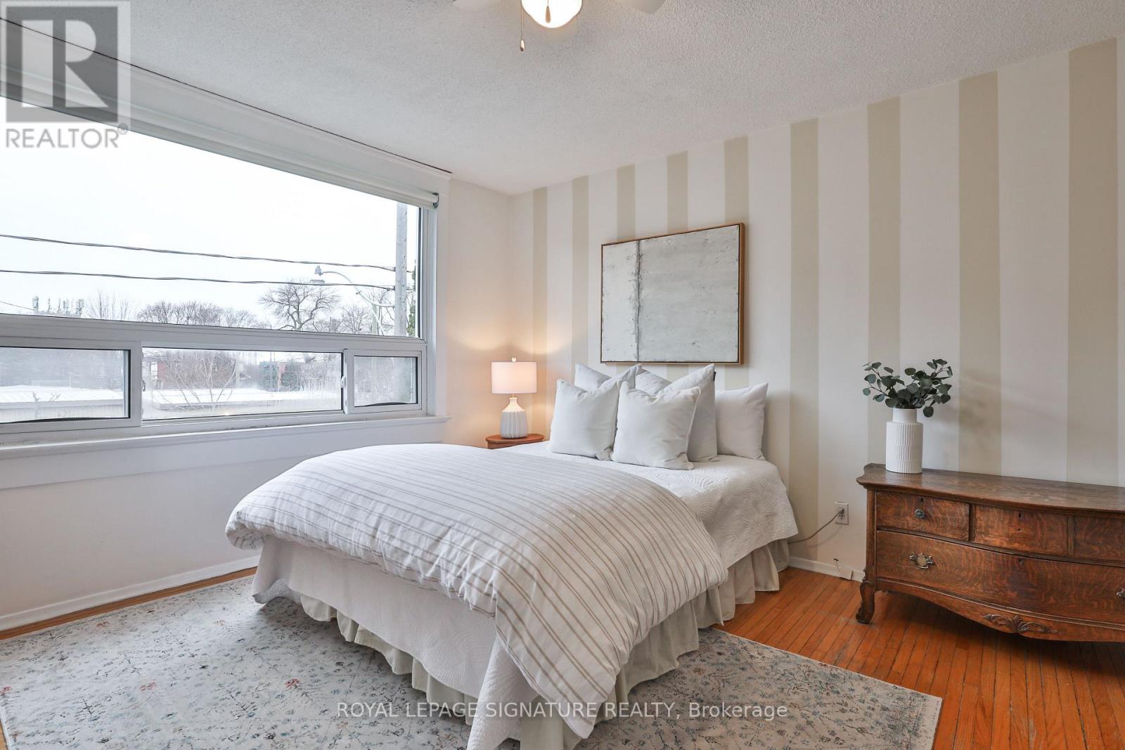 4 Earl Haig Avenue, Toronto, Ontario  M4C 1E1 - Photo 22 - E12892282