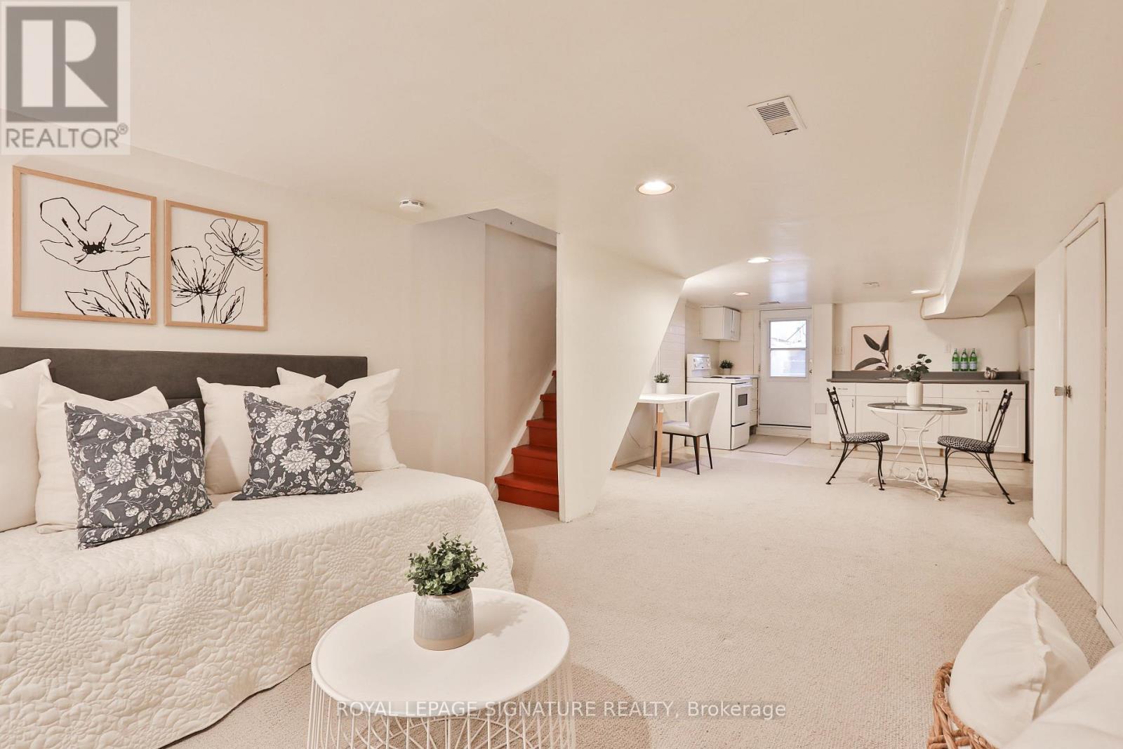 4 Earl Haig Avenue, Toronto, Ontario  M4C 1E1 - Photo 33 - E12892282