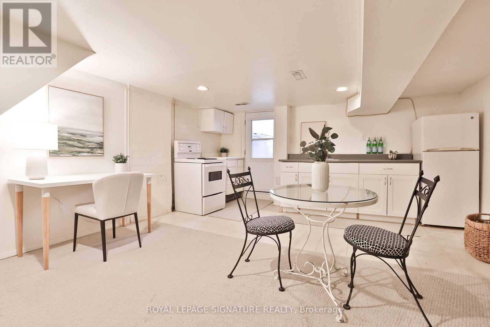 4 Earl Haig Avenue, Toronto, Ontario  M4C 1E1 - Photo 36 - E12892282