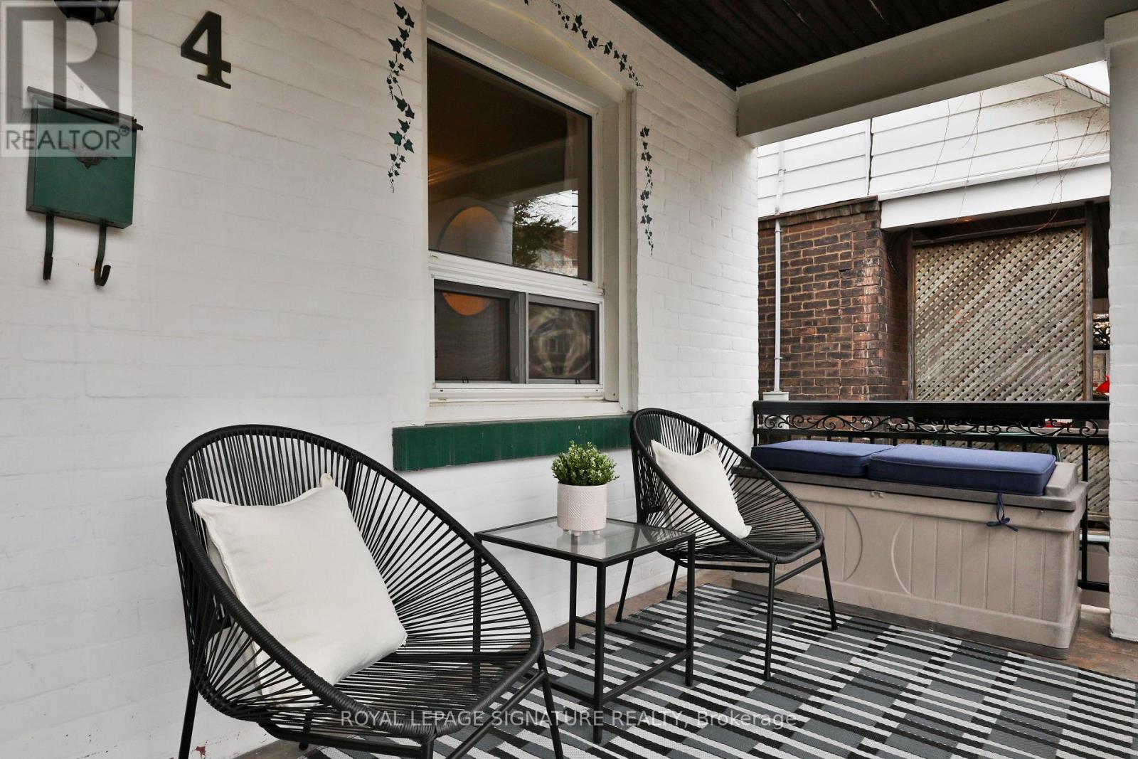 4 Earl Haig Avenue, Toronto, Ontario  M4C 1E1 - Photo 4 - E12892282